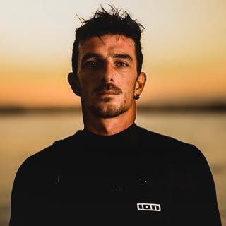 Gianmaria Coccoluto, professional Freestyle kitesurfer from Italy – portrait
