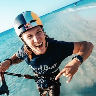 Cohan van Dijk, professional Big Air kitesurfer from Netherlands – portrait