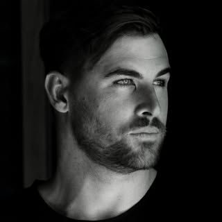 Marc Jacobs, professional Big Air kitesurfer from New Zealand – portrait